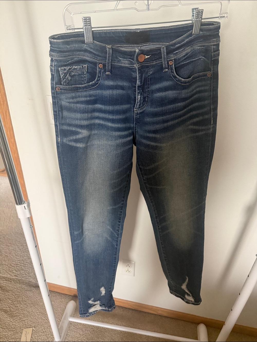 Buckle Women's Dark Indigo Distressed Ankle Jeans